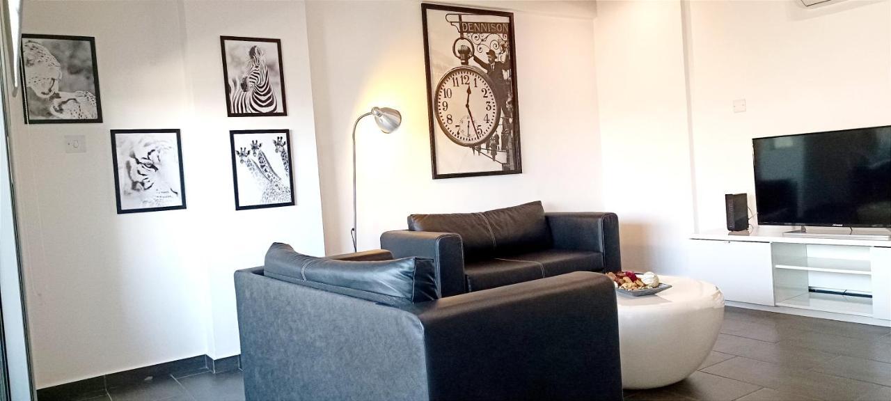 Dezo Luxury Town Apartment لارنكا المظهر الخارجي الصورة