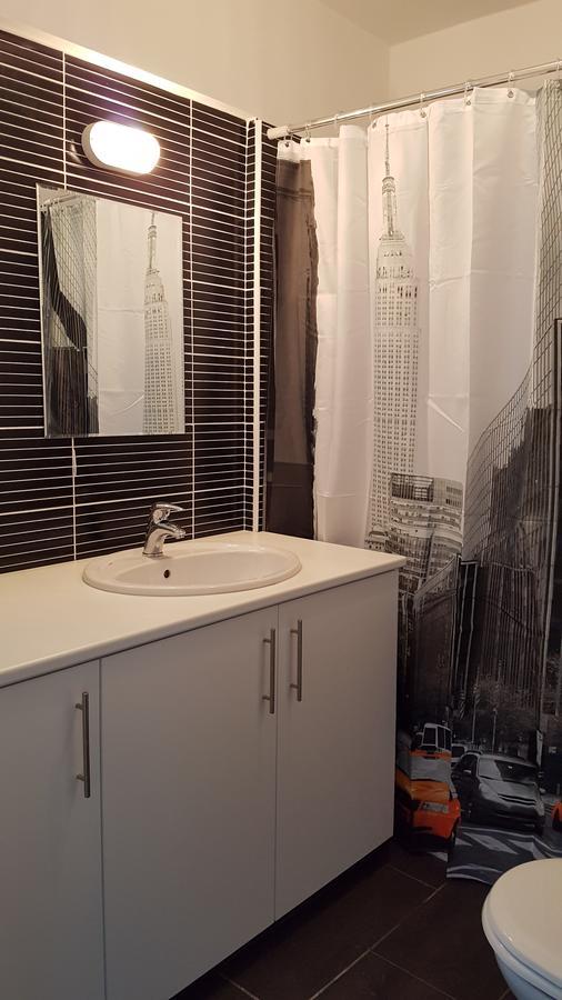 Dezo Luxury Town Apartment لارنكا المظهر الخارجي الصورة