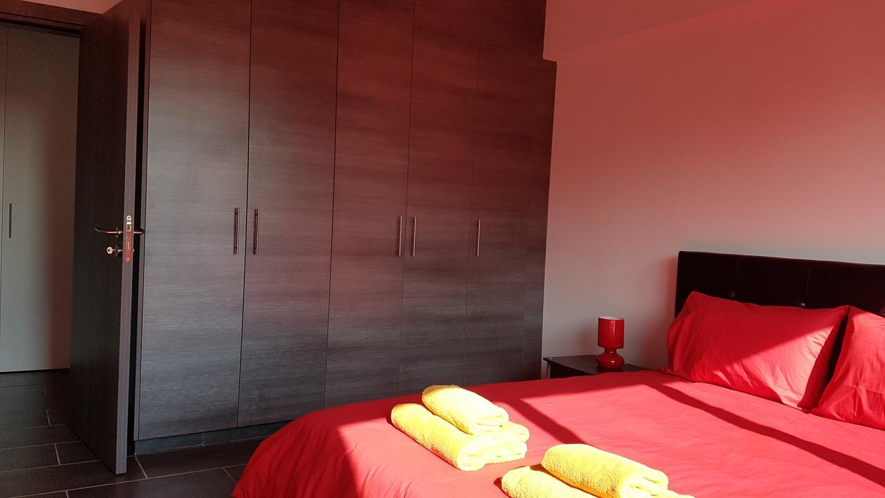 Dezo Luxury Town Apartment لارنكا المظهر الخارجي الصورة